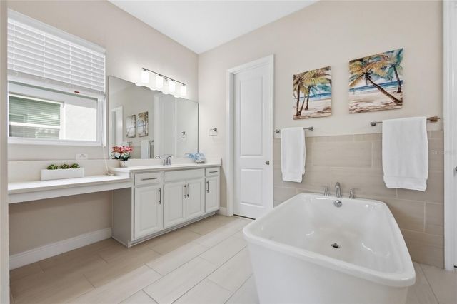 1646 HOLCOMB CREEK STREET, Winter Garden, FL 34787