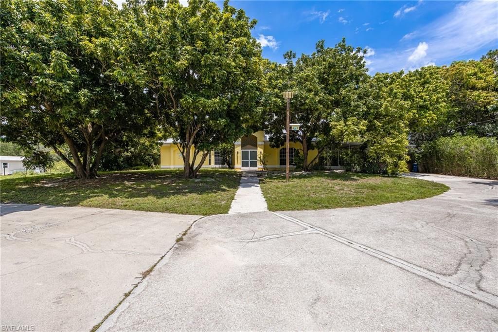 4925 Skates CIR, FORT MYERS, FL 33905 — photo 4