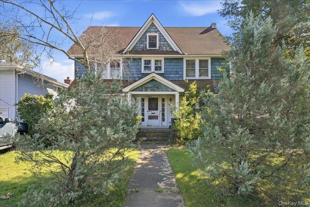 21 Sherman Avenue, Rockville Centre, NY 11570 — exterior