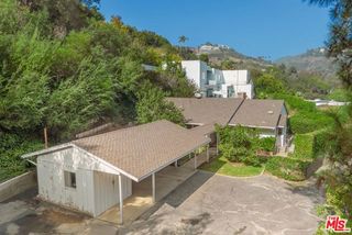 12146 Travis Street, Los Angeles, CA 90049