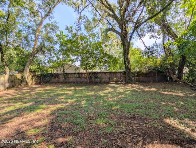 5539 WINDERMERE Drive, Jacksonville, FL 32211