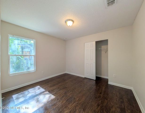 5539 WINDERMERE Drive, Jacksonville, FL 32211