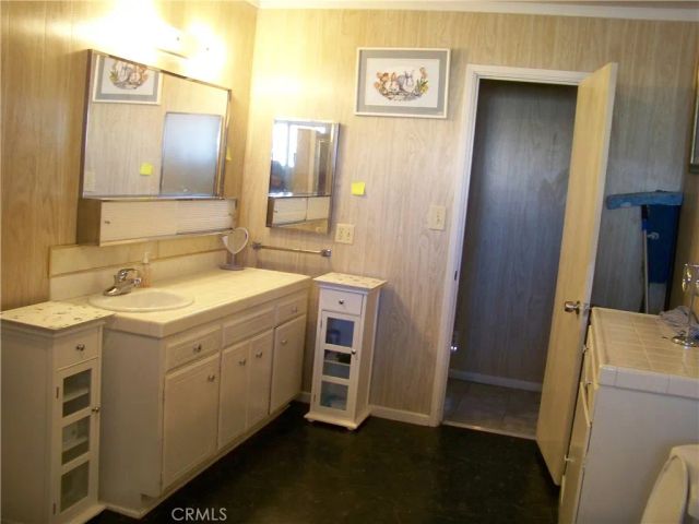 661 San Juan, Hemet, CA 92543