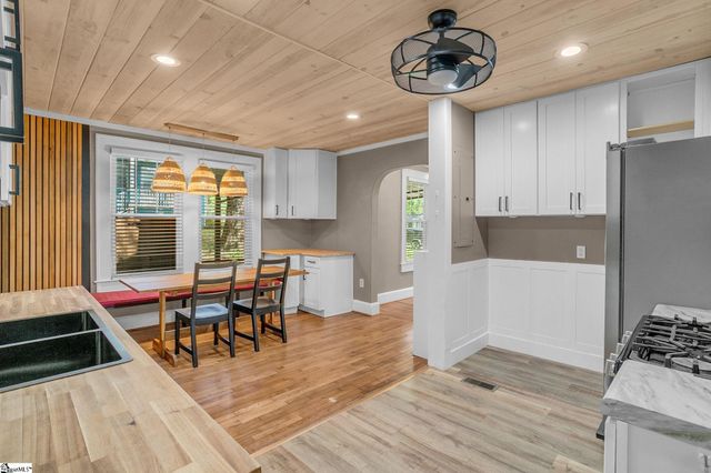 208 Mcmakin Drive, Greenville, SC 29617