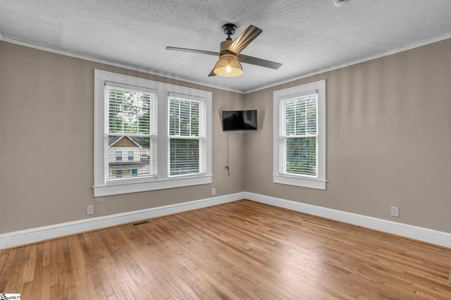208 Mcmakin Drive, Greenville, SC 29617