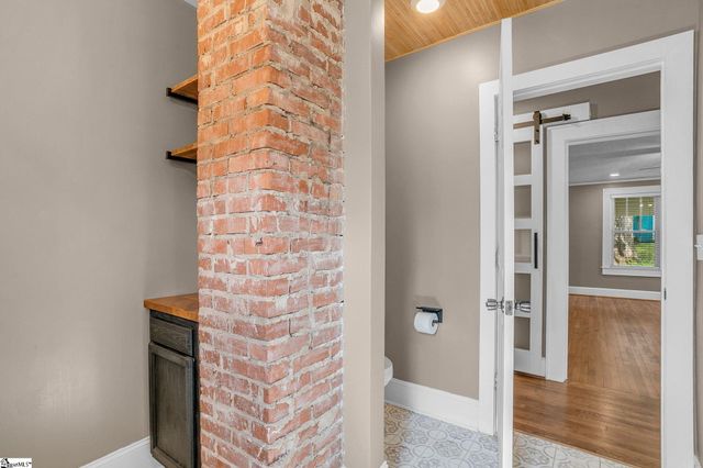 208 Mcmakin Drive, Greenville, SC 29617