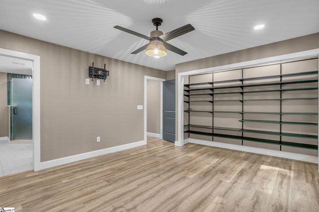 208 Mcmakin Drive, Greenville, SC 29617