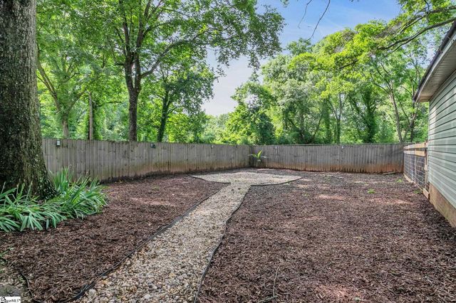 208 Mcmakin Drive, Greenville, SC 29617