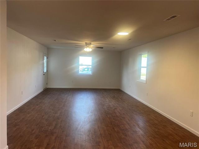 213 S Sassafras, Dexter, MO 63841