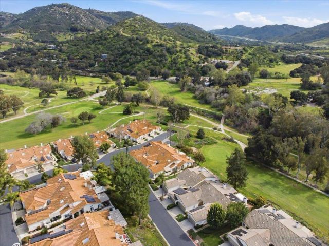 29585 Circle R Greens, Escondido, CA 92026