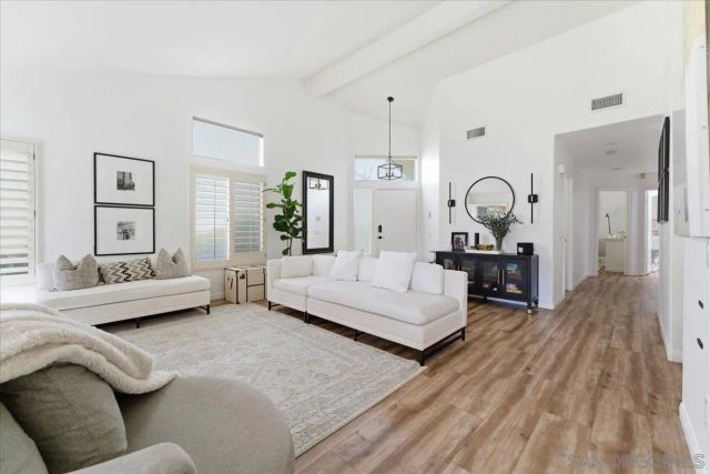 29585 Circle R Greens, Escondido, CA 92026