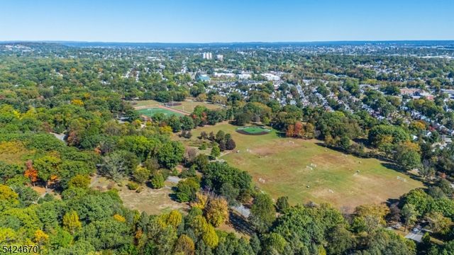 49 Harvard St, Montclair Twp., NJ 07042