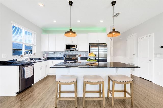 1672 WILSON PRAIRIE CIRCLE, Groveland, FL 34736