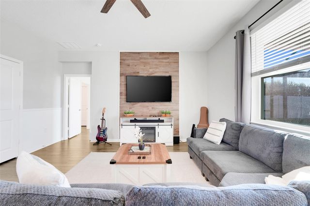 1672 WILSON PRAIRIE CIRCLE, Groveland, FL 34736