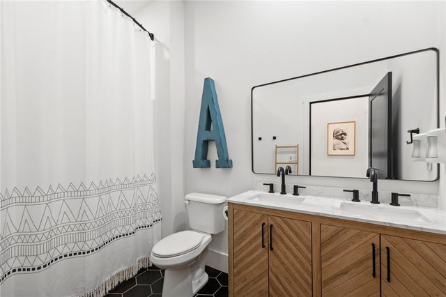 12805 N Cove Creek, Prairie Grove, AR 72753