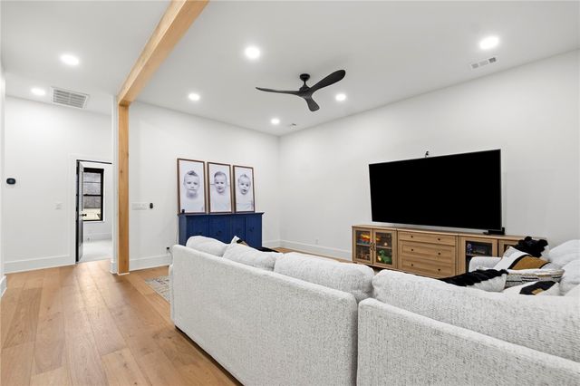 12805 N Cove Creek, Prairie Grove, AR 72753