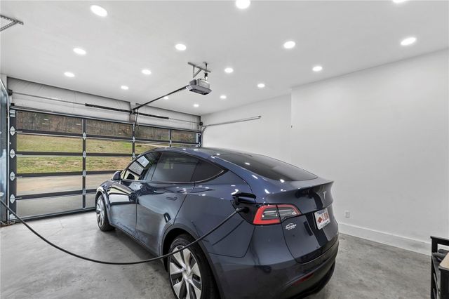 12805 N Cove Creek, Prairie Grove, AR 72753