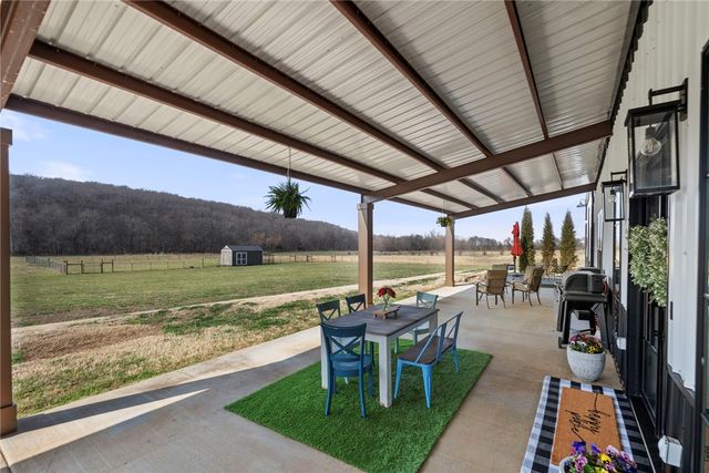 12805 N Cove Creek, Prairie Grove, AR 72753