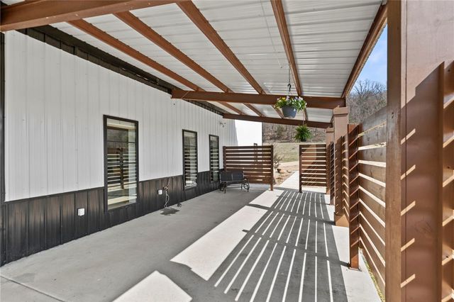 12805 N Cove Creek, Prairie Grove, AR 72753