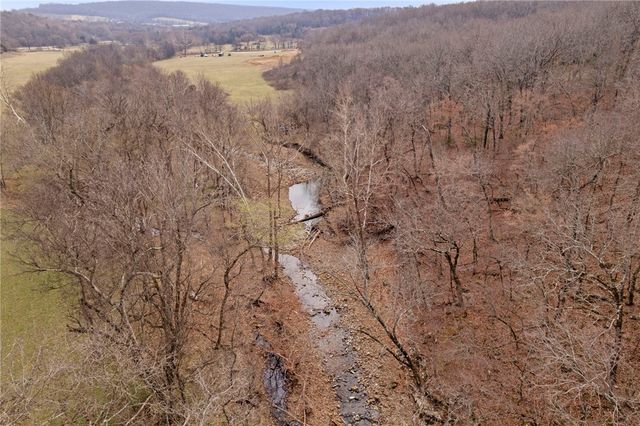 12805 N Cove Creek, Prairie Grove, AR 72753