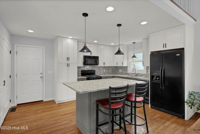 700 Shoals Drive, Wilmington, NC 28411