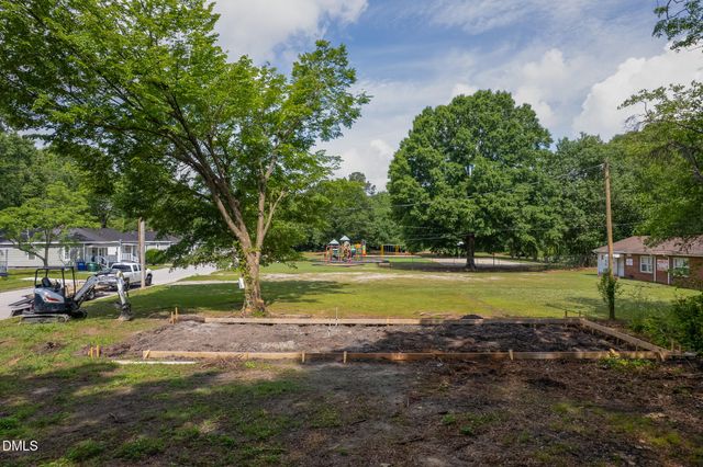 927 Carolina Street E, Wilson, NC 27893