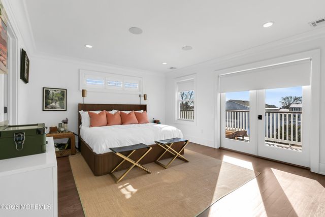 39 Washington Avenue, Rumson, NJ 07760