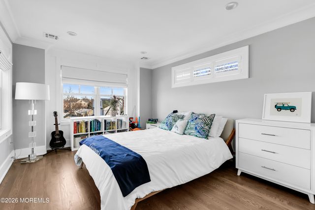 39 Washington Avenue, Rumson, NJ 07760