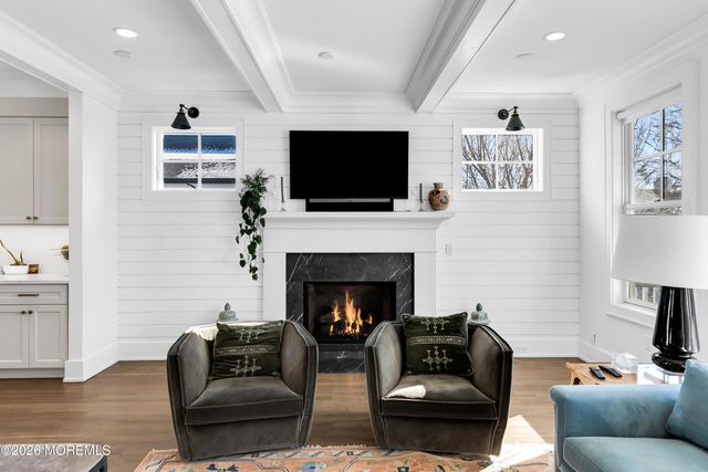 39 Washington Avenue, Rumson, NJ 07760