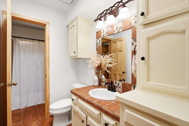 2816 Tramway Circle NE, Albuquerque, NM 87122