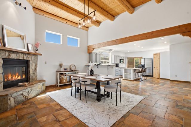 2816 Tramway Circle NE, Albuquerque, NM 87122