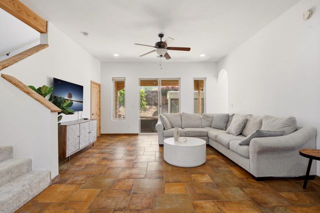 2816 Tramway Circle NE, Albuquerque, NM 87122