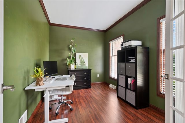 15 Penntowne Drive, Penn Twp, PA 15642