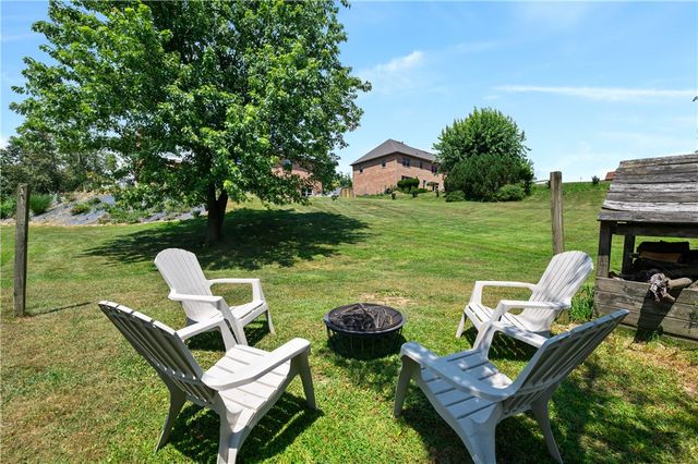 15 Penntowne Drive, Penn Twp, PA 15642