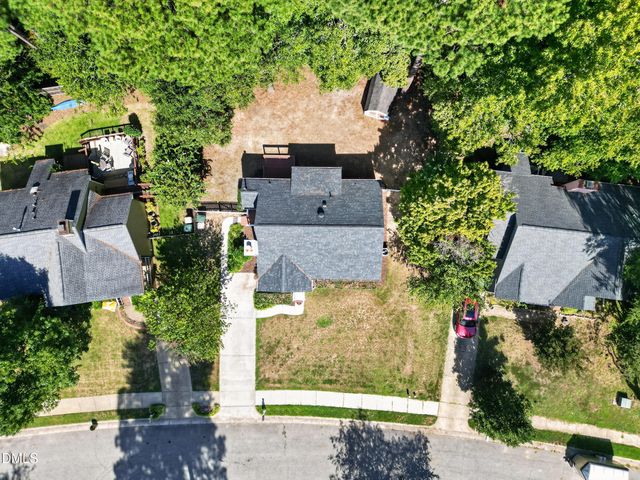 208 Crosspine Drive, Raleigh, NC 27603