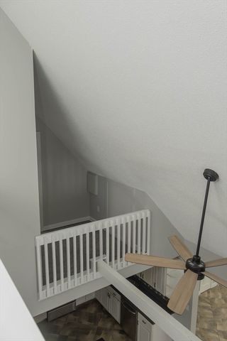 1 Elm Grove Ave, Tyngsborough, MA 01879