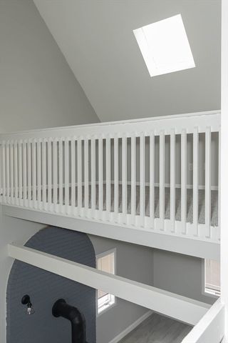 1 Elm Grove Ave, Tyngsborough, MA 01879