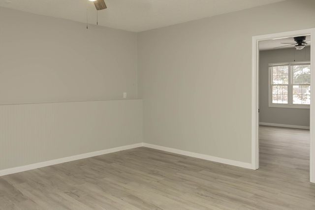 1 Elm Grove Ave, Tyngsborough, MA 01879