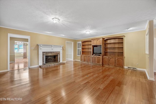 1403 Lincolnshire Drive, Maryville, TN 37803