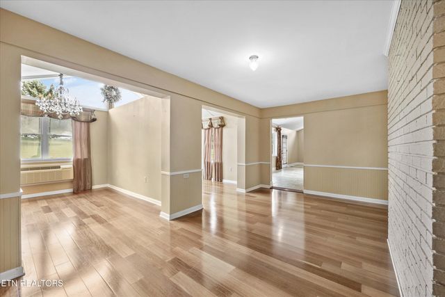 1403 Lincolnshire Drive, Maryville, TN 37803