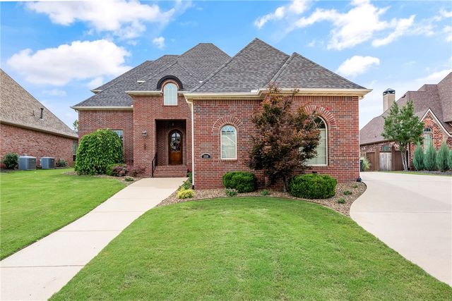 2320 Matterhorn Boulevard, Rogers, AR 72758