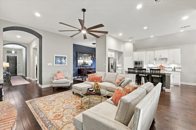 9909 Pikes Peak Place, Little Elm, TX 75068