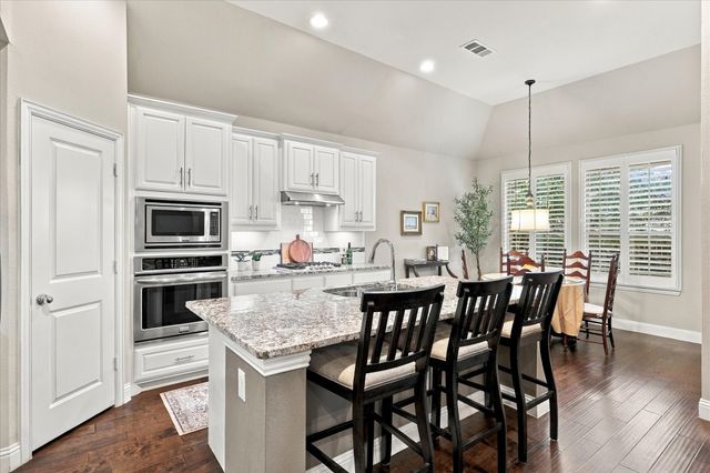9909 Pikes Peak Place, Little Elm, TX 75068