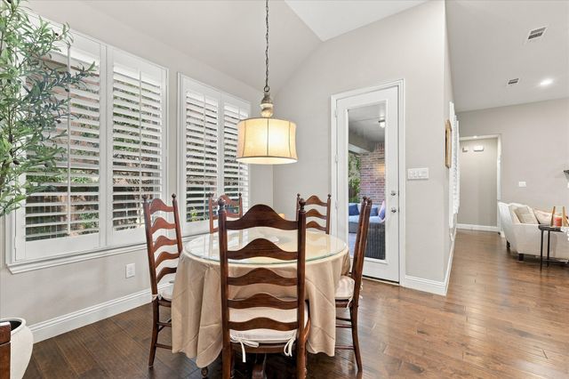 9909 Pikes Peak Place, Little Elm, TX 75068