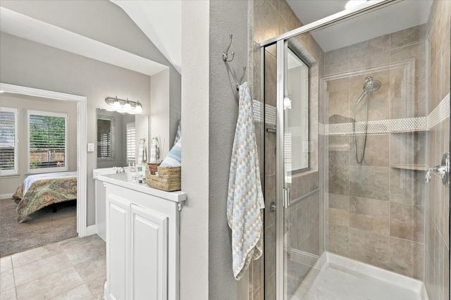 9909 Pikes Peak Place, Little Elm, TX 75068