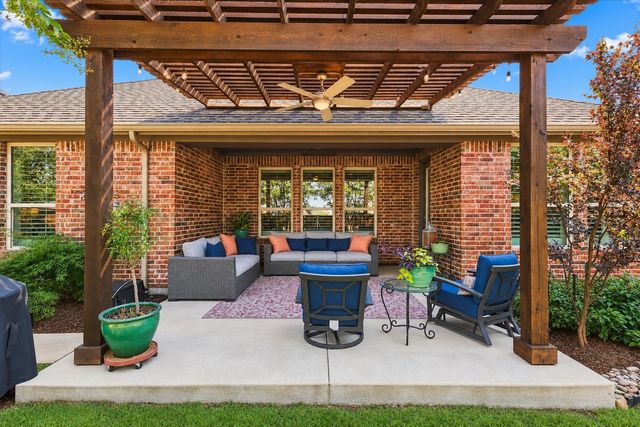 9909 Pikes Peak Place, Little Elm, TX 75068