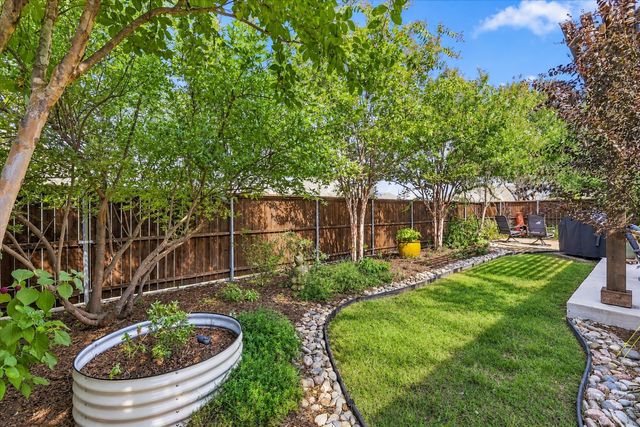 9909 Pikes Peak Place, Little Elm, TX 75068