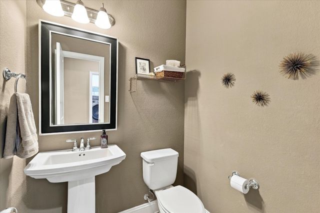 9909 Pikes Peak Place, Little Elm, TX 75068