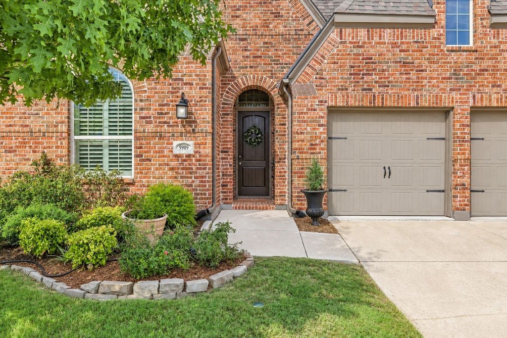 9909 Pikes Peak Place, Little Elm, TX 75068 — photo 5
