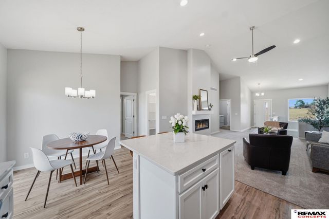 1000 W Sand Dunes Road, Lincoln, NE 68523